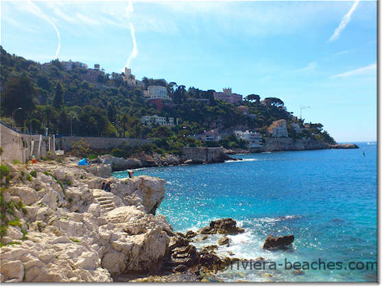 La Reserve public beach in Nice